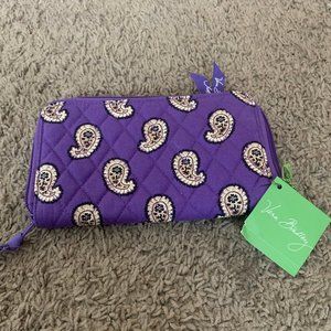 Vera Bradley Zip-Around Wallet (BRAND NEW!!!!)